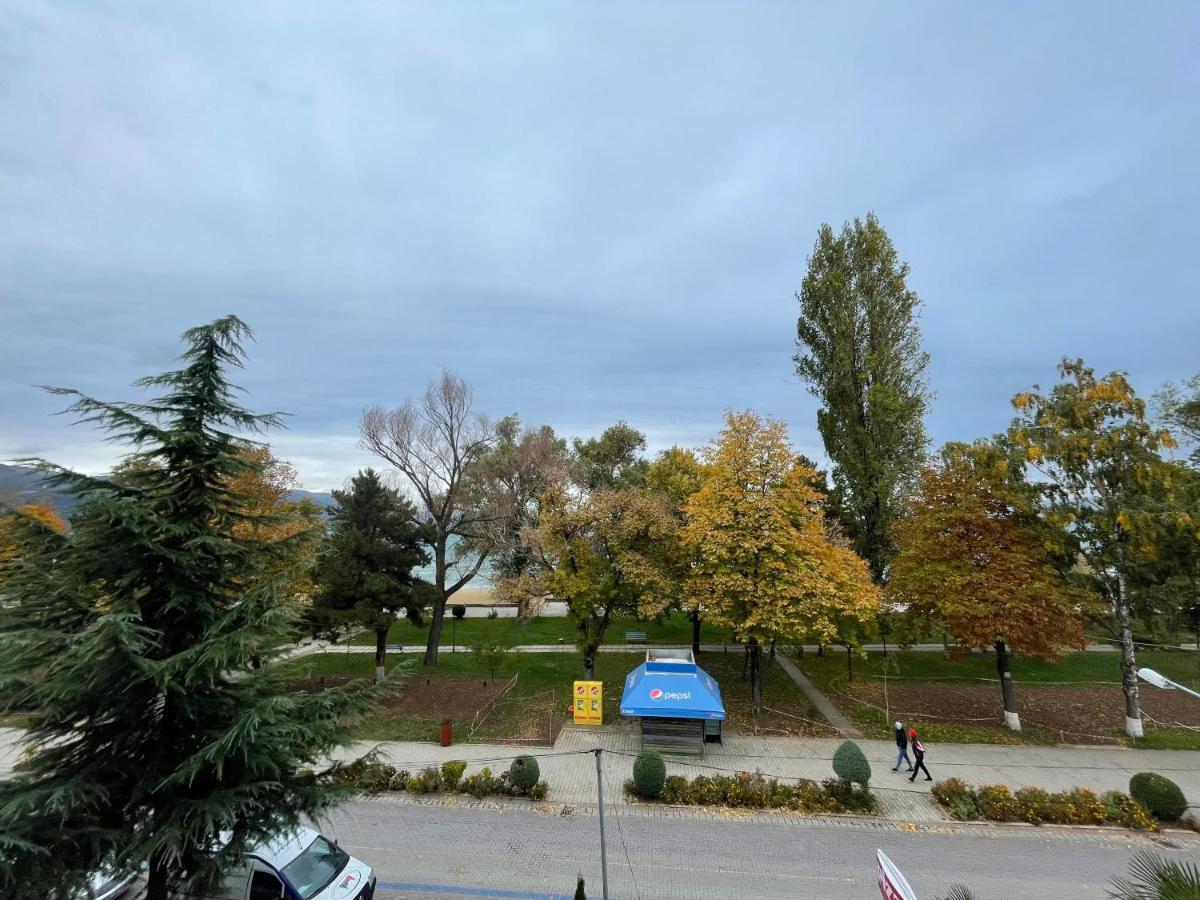 Vila Vadeha Pogradec Exterior foto