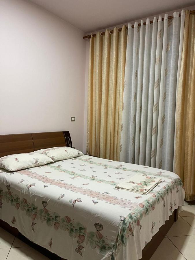 Vila Vadeha Pogradec Exterior foto