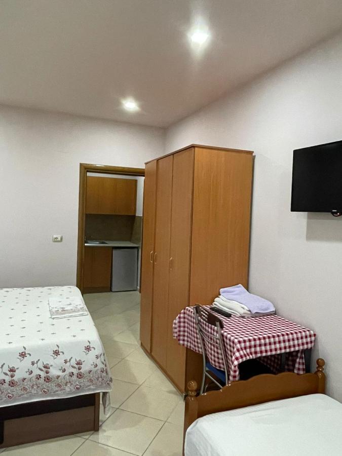 Vila Vadeha Pogradec Exterior foto