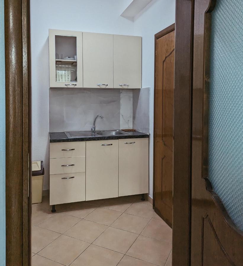 Vila Vadeha Pogradec Exterior foto