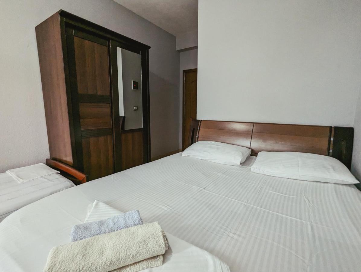 Vila Vadeha Pogradec Exterior foto