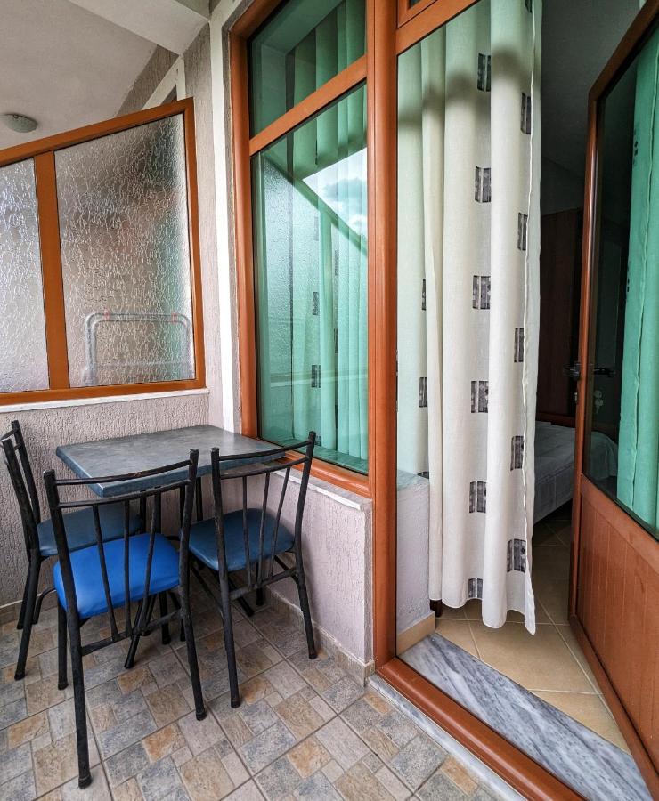 Vila Vadeha Pogradec Exterior foto